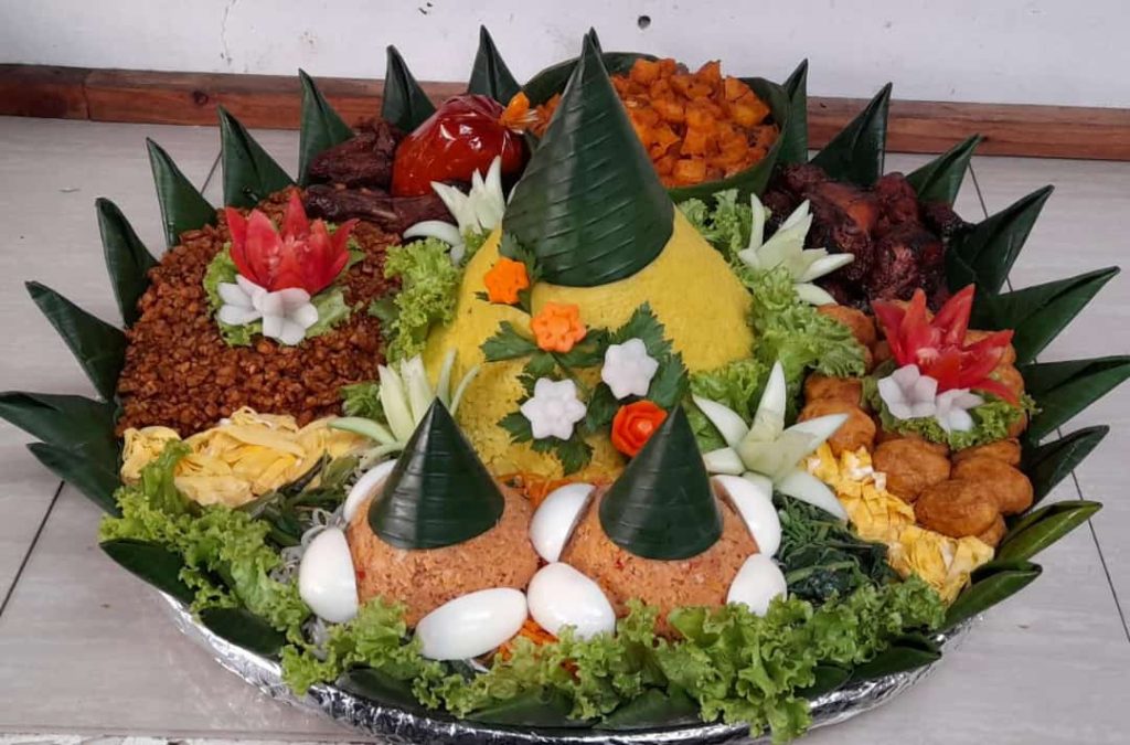 Nasi Tumpeng Tradisi Kuliner Nusantara Yang Lezat